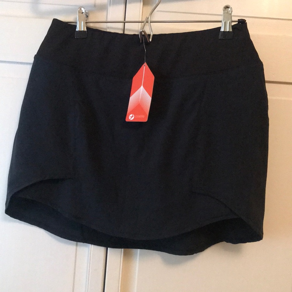 NWT Oiselle Roga Running Skirt Black Sz 4